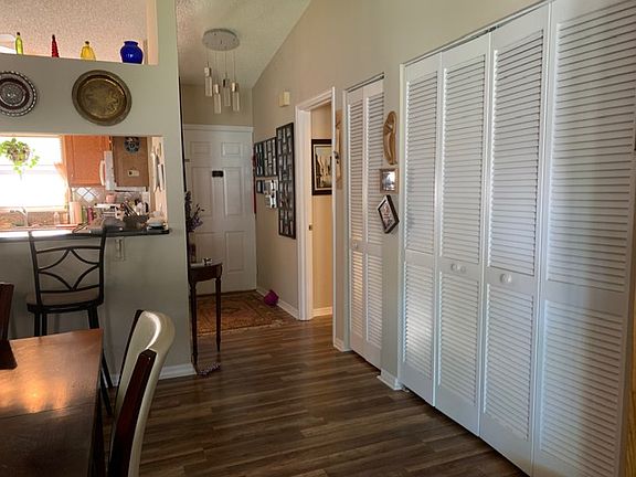 5th image of 4827 Deermoss Way N