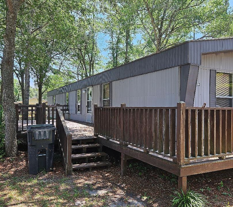 1st image of 522 Live Oak Drive