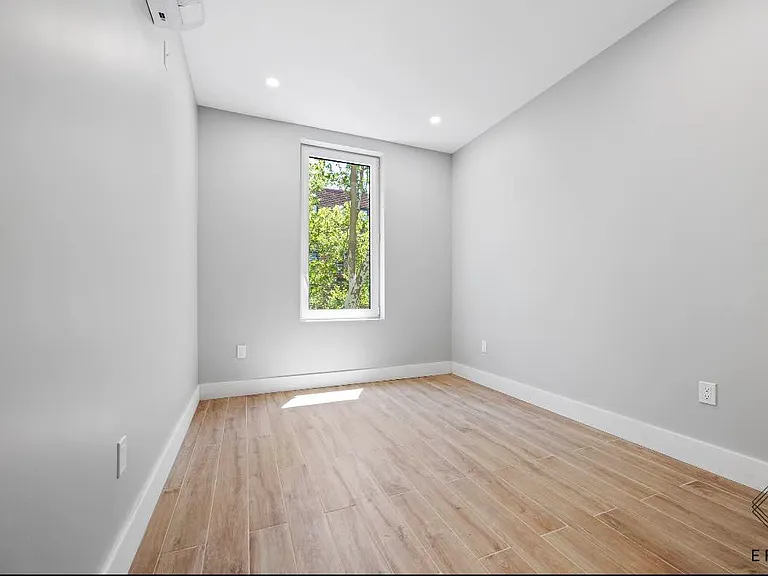 809 Midwood St #3B — Photo 11
