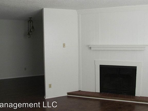 4th image of 401 12th Ave SE APT 171