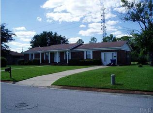 10511 Waterford Dr N, Pensacola, FL 32514