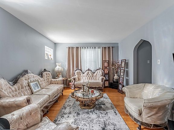 4th image of 5511 W 31st St