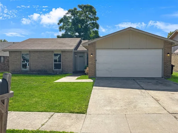 4117 Longmeadow Way, Fort Worth, TX 76133