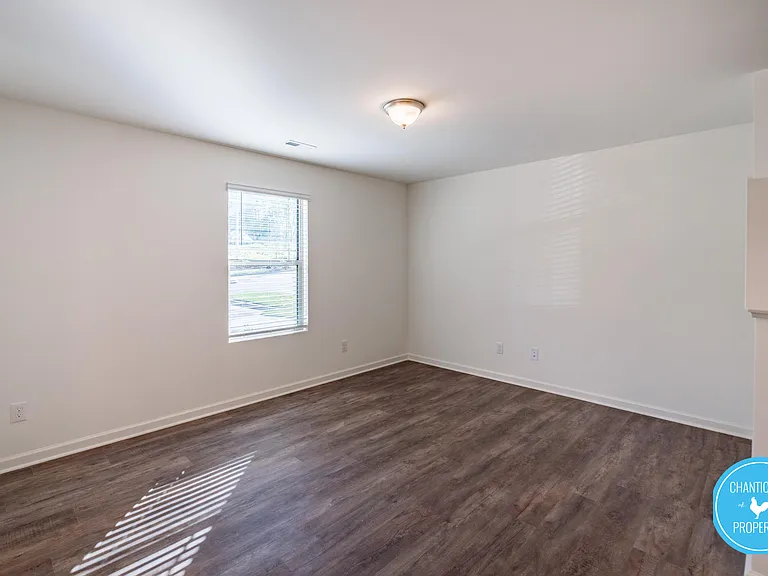 8 Rochambeau Ct #1 — Photo 6