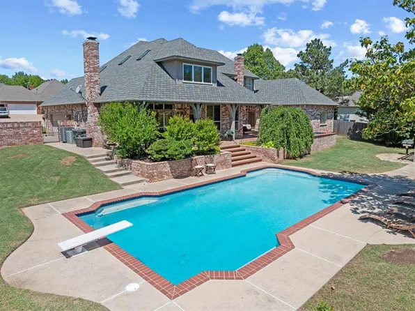 2817 Sweetbriar, Edmond, OK 73034