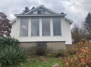 910 Eckman Ln, Apollo, PA 15613