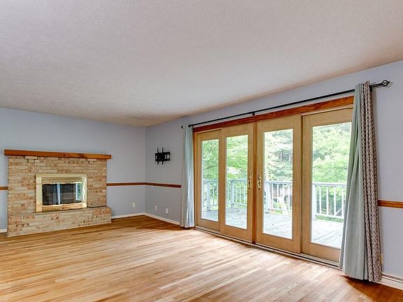 4th image of 1406 Auer Blvd