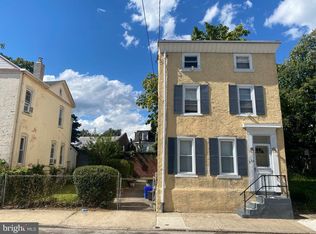 11 E Pleasant St, Philadelphia, PA 19119