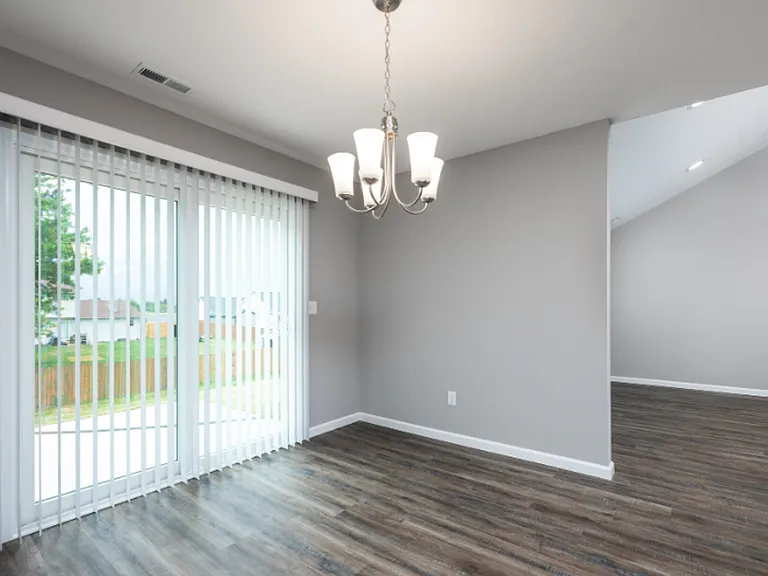 Somerset Townhomes and Villas — Photo 9