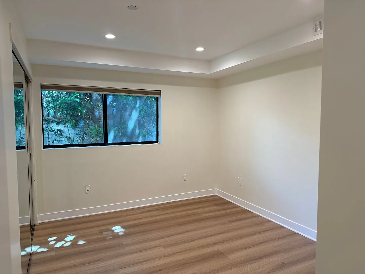 2514 S. Palm Grove Ave — Photo 4