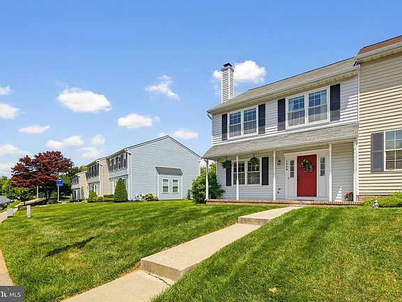 2nd image of 1408 Landis Cir