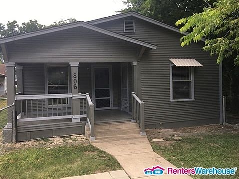 1st image of 806 Saldana St