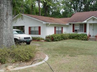 3703 Halls Ferry Rd, Vicksburg, MS 39180