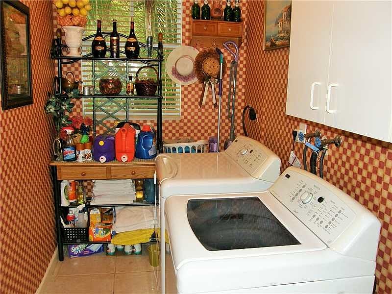 1st image of 4713 NW 94th Pl