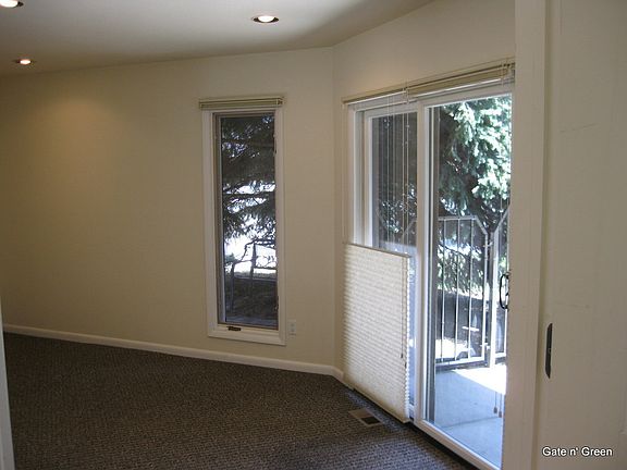 Bonus rm garage to laundry