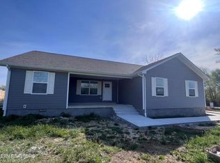 3695 Martha Washington Rd, Clarkrange, TN 38553