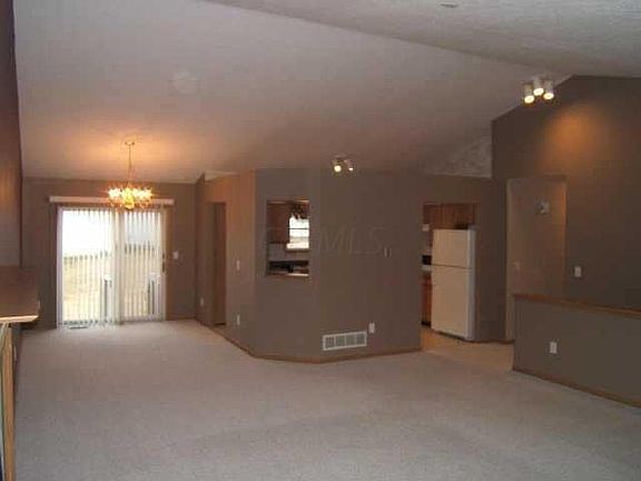 5th image of 751 Heartland Meadows Dr