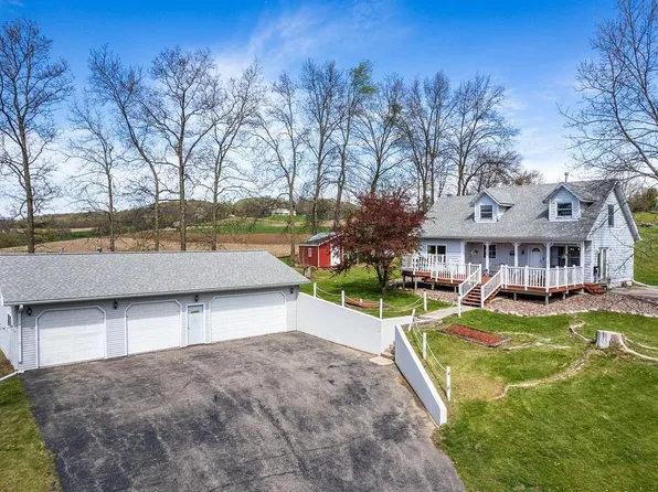 2580A N Dutch Hollow Rd, La Valle, WI 53941