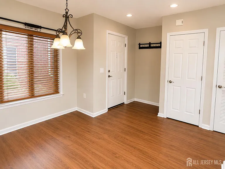 368 Rector St #309 — Photo 3