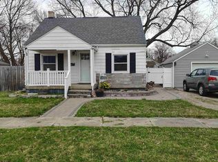 1102 Crawford St, Flint, MI 48507