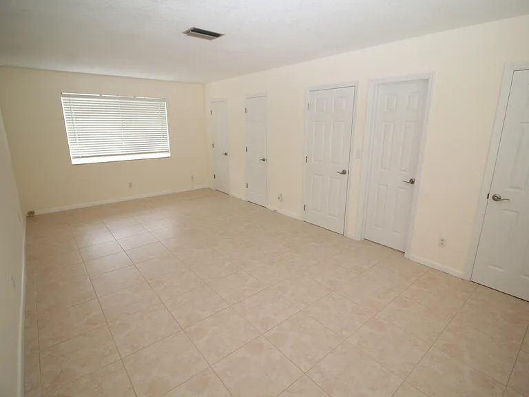 4454 W Tradewinds Ave — Photo 7