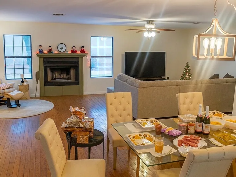 5137 W Christy Dr — Photo 13
