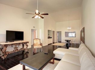 9460 Meadowood Dr, Fort Pierce, FL 34951