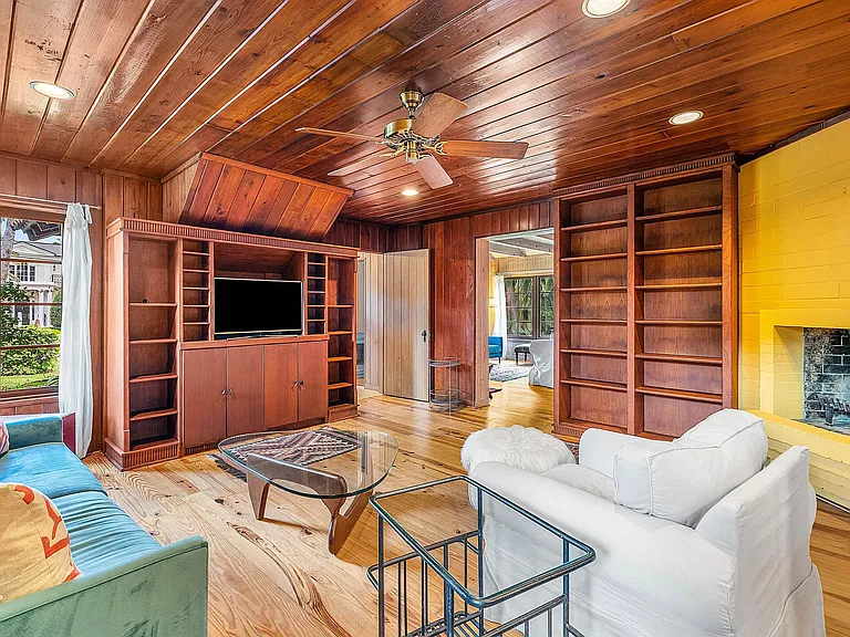 334 Palm Trl — Photo 15