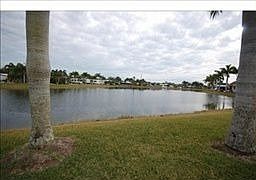 2nd image of 1137 Diamond Lake Cir