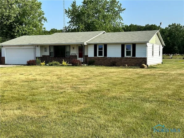 21915 Roehrig Rd, Defiance, OH 43512