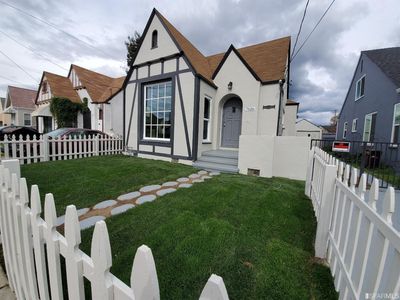 7626 Holly St, Oakland, CA, 94621