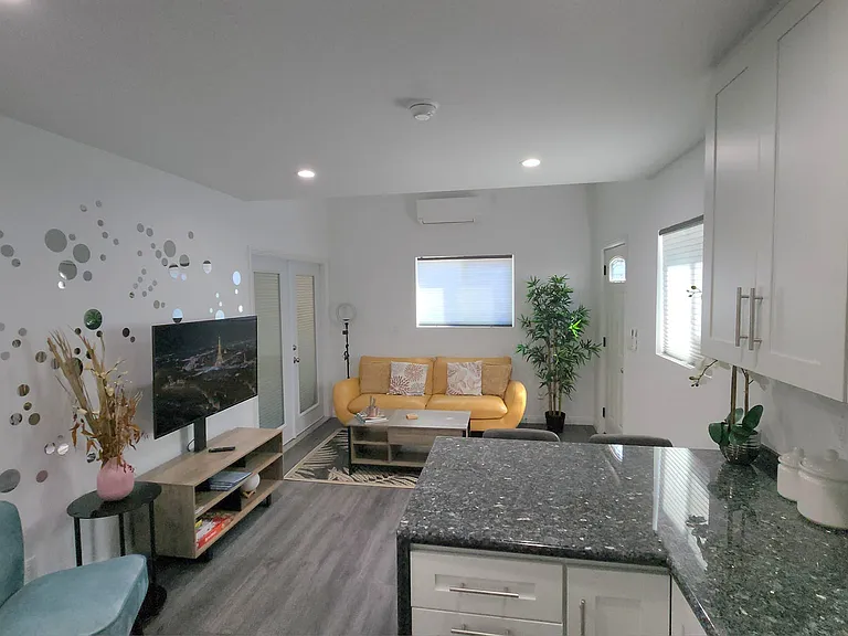 2910 Lincoln Park Ave — Photo 32