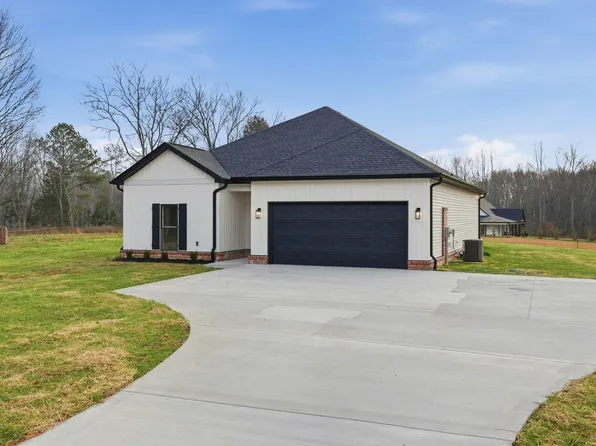 4140 Riley Creek Rd, Normandy, TN 37360