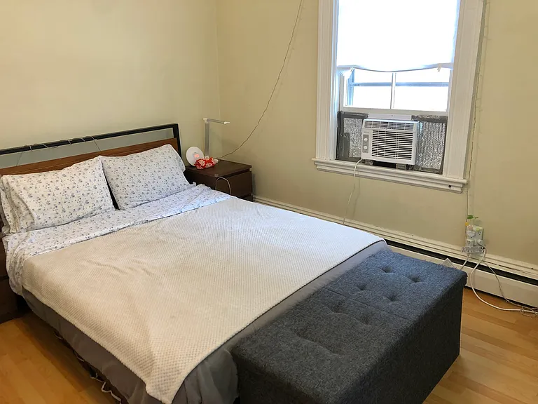 341 Washington St #2 — Photo 6