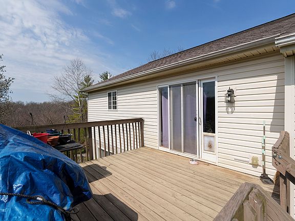 5th image of 84 Bradley Dr