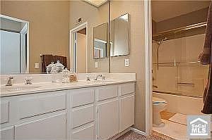 5th image of 2236 Catalpa Dr