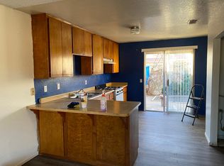 15490 Tonekai Rd APT C, Apple Valley, CA 92307