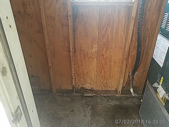 4th image of 311 W Central Blvd