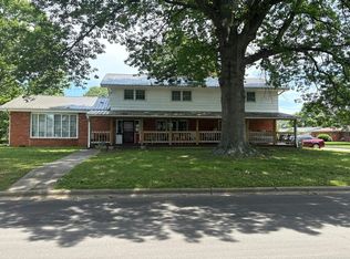 2526 S Linden Ave, Springfield, MO 65804