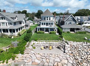 6 Crescent Bluff Ave, Branford, CT 06405