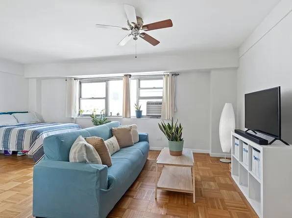 235 Adams St APT 8E, Brooklyn, NY 11201