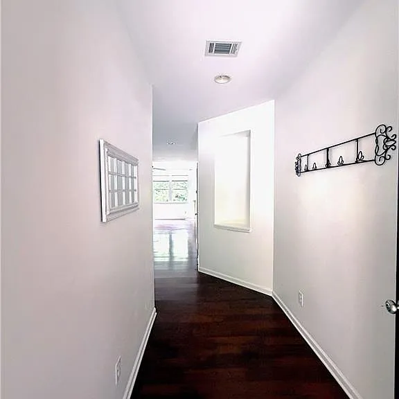 2160 Crestridge Trl NE — Photo 3