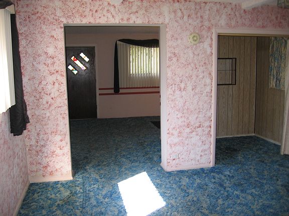 3rd image of 1810 Oregon Ave