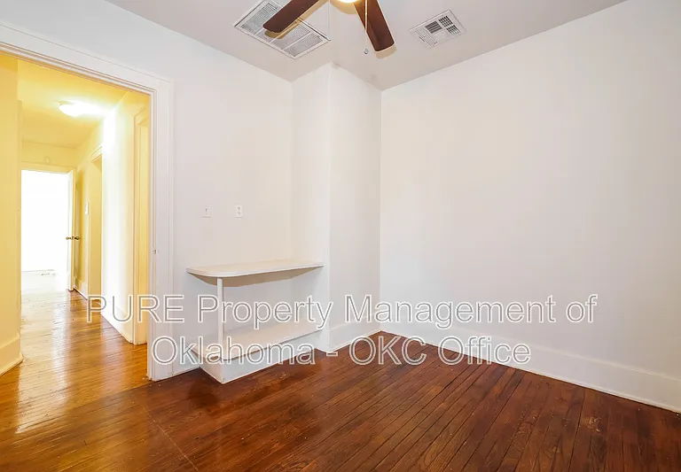 2236 NW 22nd St — Photo 9