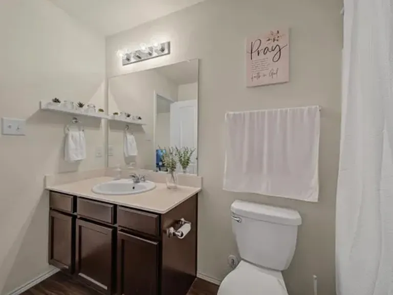 5689 McClelland St — Photo 10