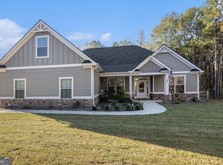 10 Stratford Way, Kingston, GA 30145