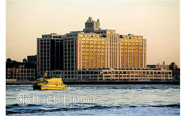 Rented by Douglas Elliman | media 19