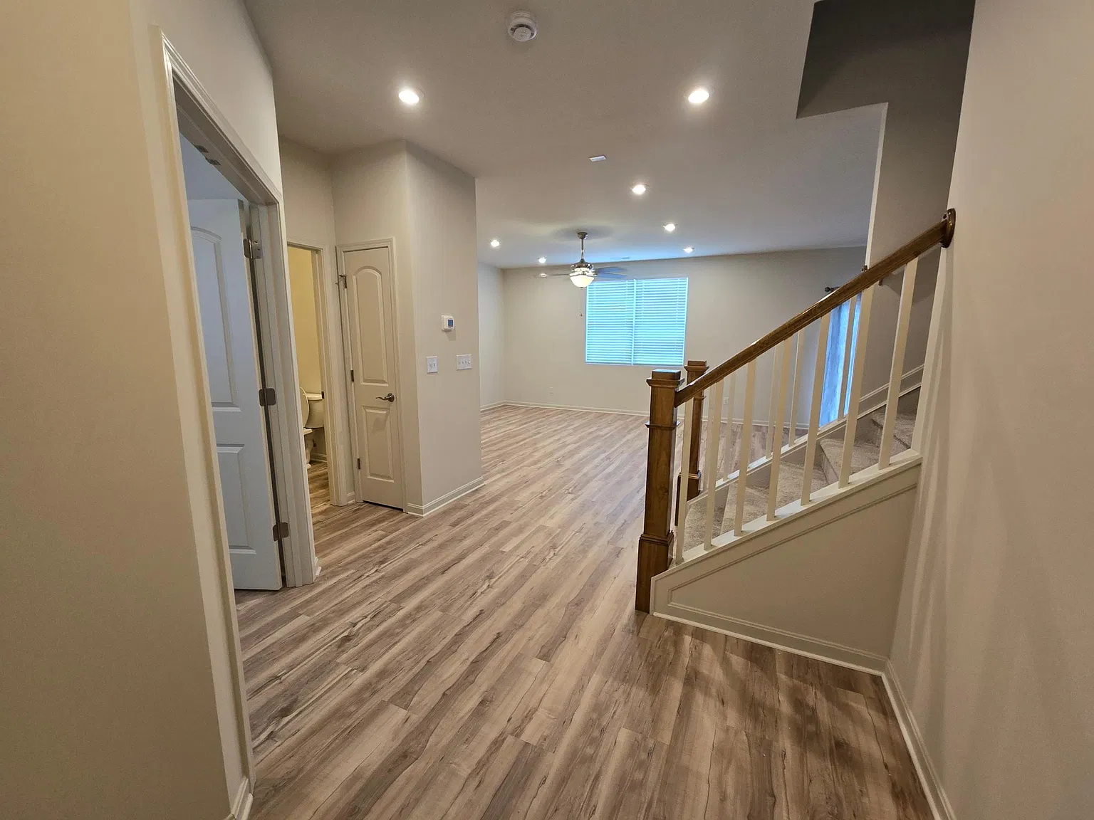 4 bed, 2.5 bath, 2265 sqft, $2,665 — Photo 2