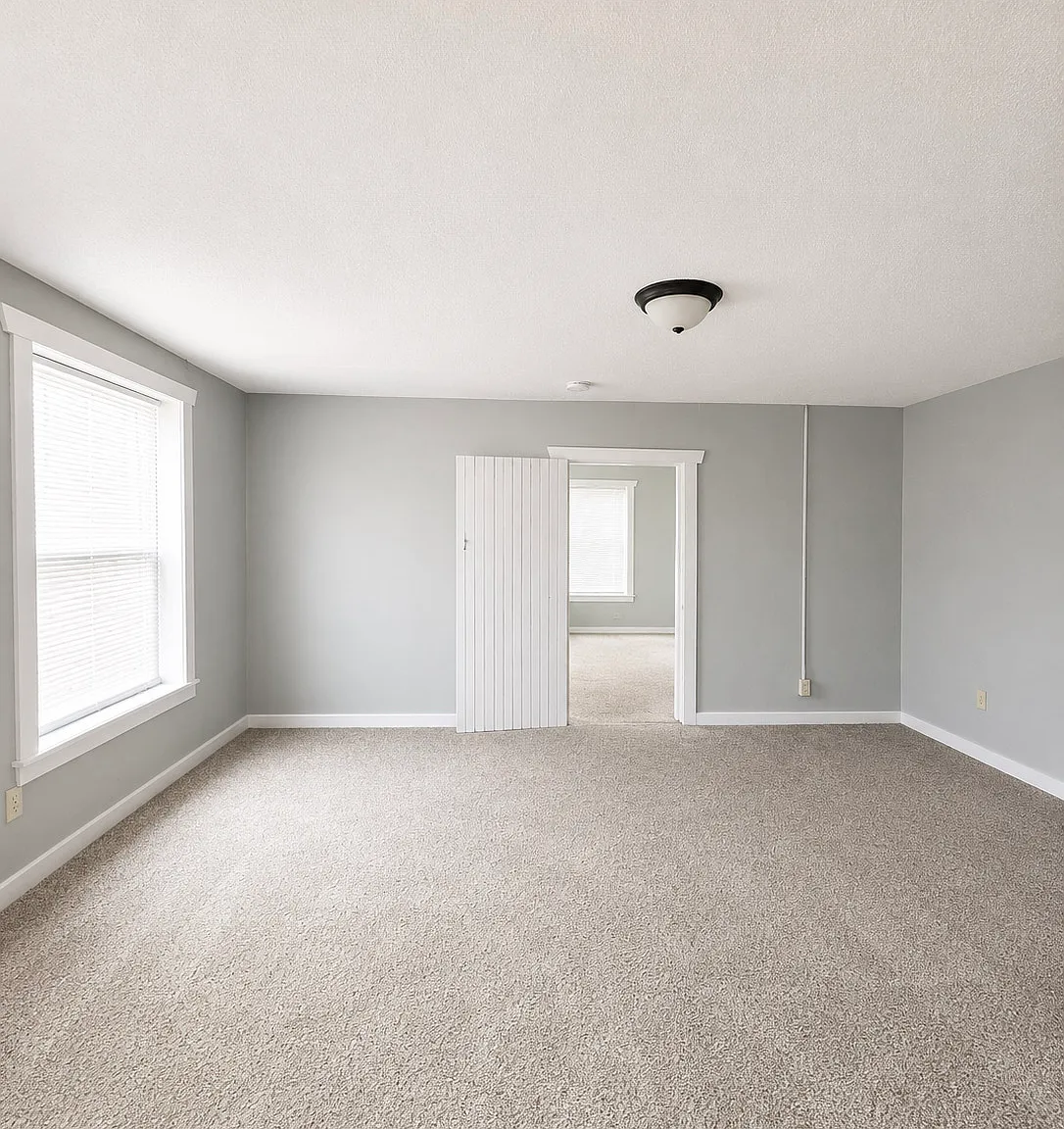 118 Old St — Photo 3