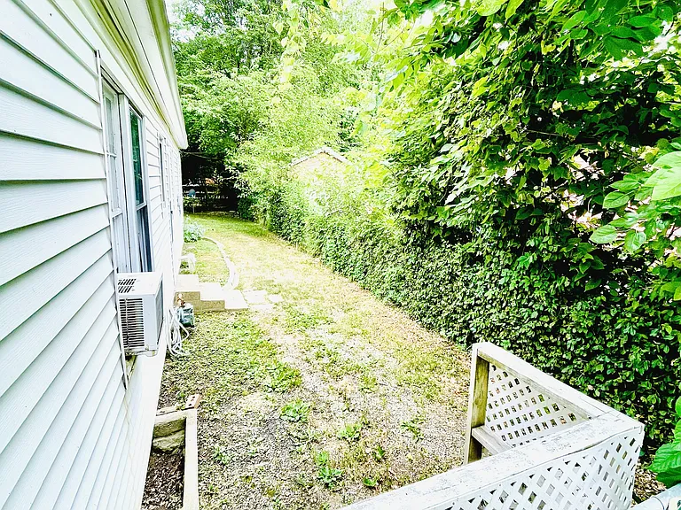 5850 Primrose Ave — Photo 13